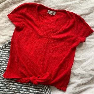 Madewell Texture & Thread v-neck tie front top 🍎
